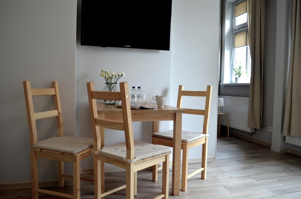 Apartamenty Leszno Leszno  Chambre photo